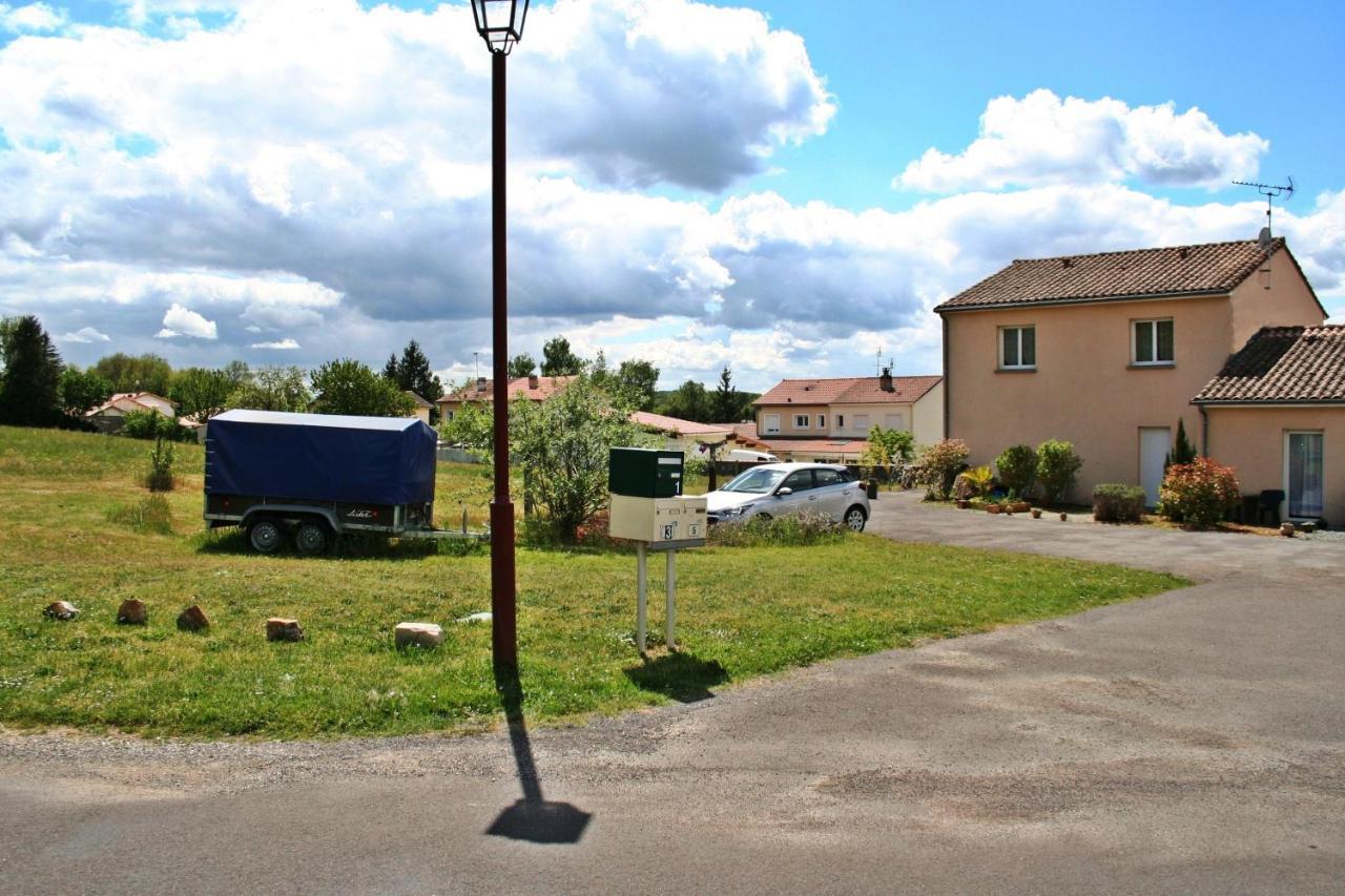 Bonabri Vacances - Chambres D'Hotes Chazelles  Buitenkant foto